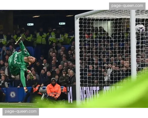 麦迪逊直接任意球破门，热刺1-0领先切尔西